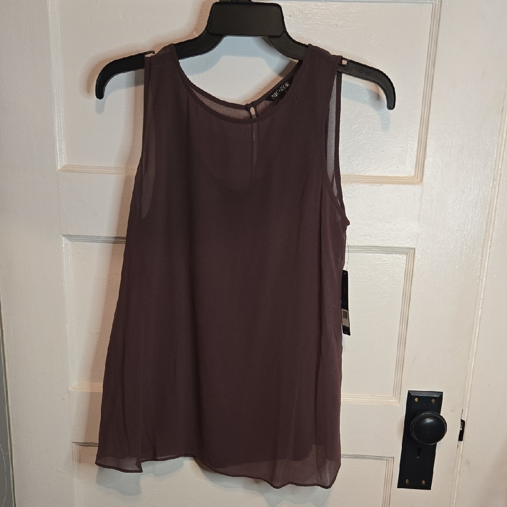 Nic & Zoe Sleeveless Plum Top